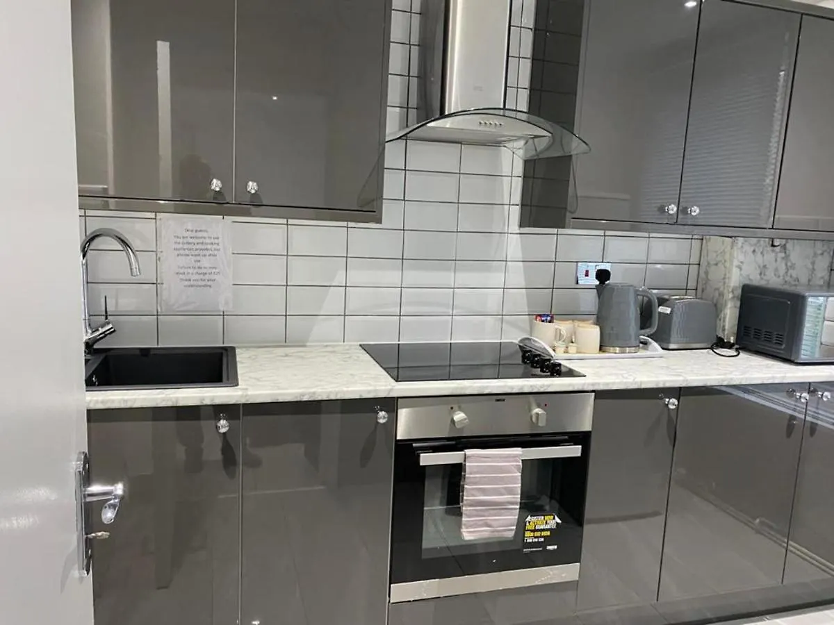Luxurious 2-Bed Apartment In Woolwich London
