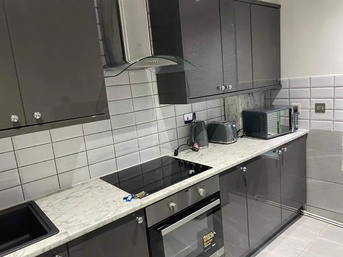 Luxurious 2-Bed Apartment In Woolwich London